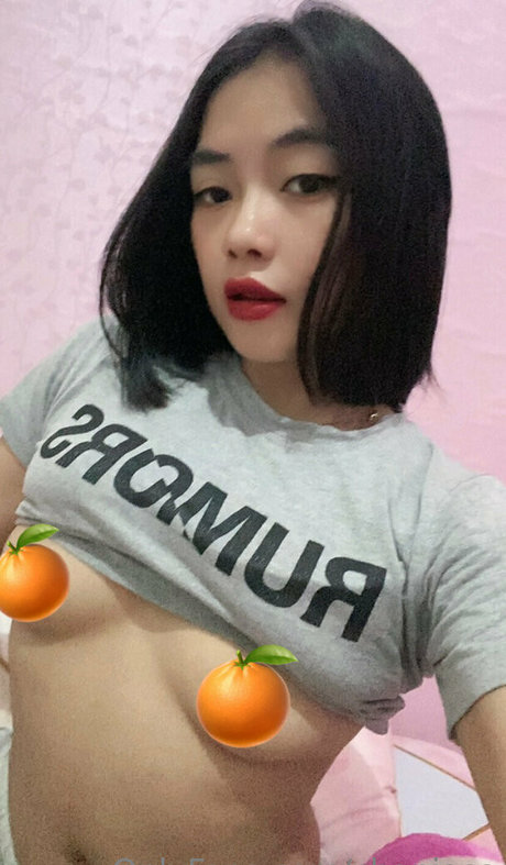 chaniasa sexy star pics