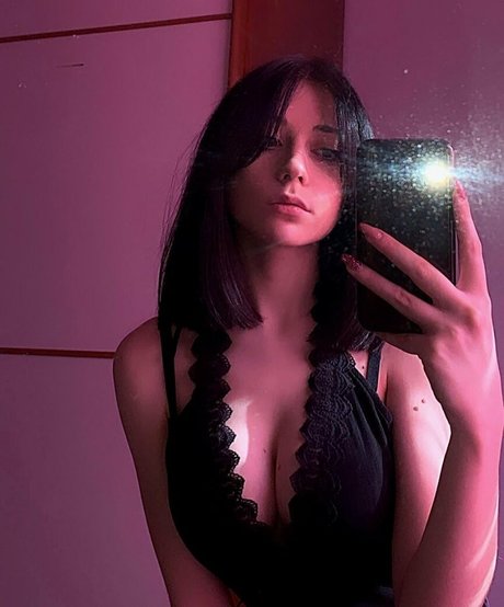 Giovanna Eremita pornstar adult archive