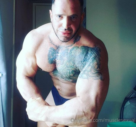 musclesexual pornstar perfect pic