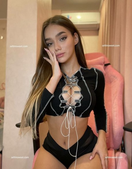 Seltinsweety pornstar adult photos