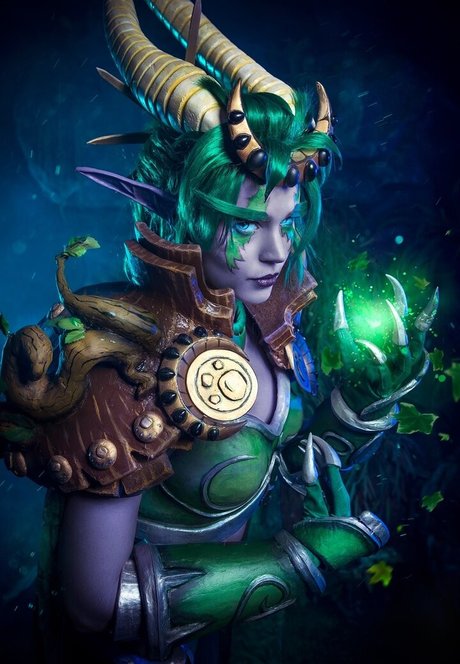 Anya Ichios xxx actress photo