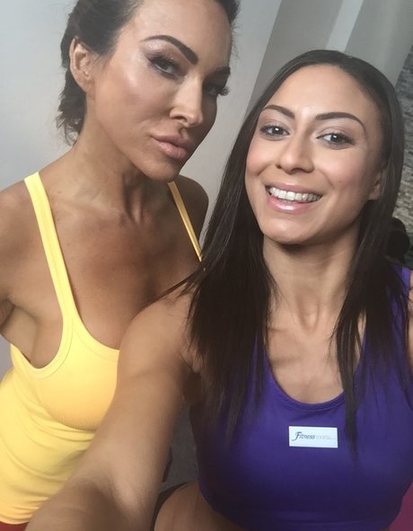 Cassie Del Isla pornstar exclusive pic