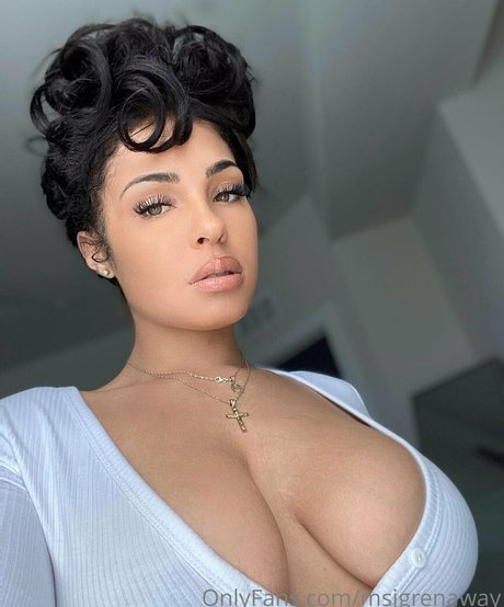 Jasmine Grenaway beautiful actress photo