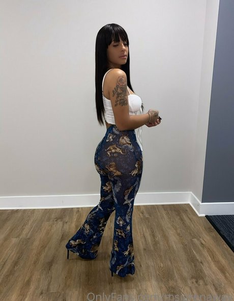 Jasmine Grenaway Profile pic