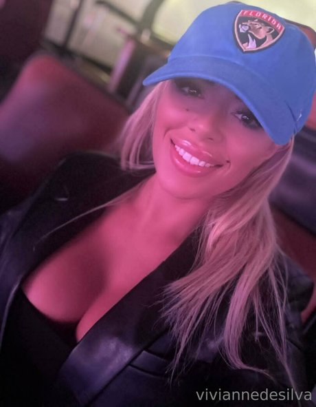 vivianne de silva star nudes gallery