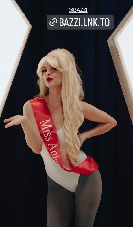 Barbara Palvin erotic actress pics