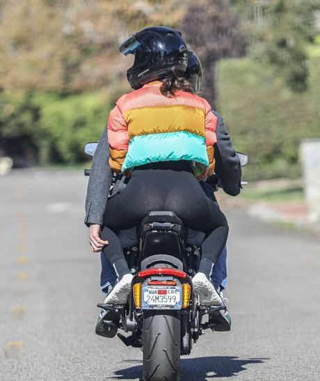 Ana De Armas hd actress img