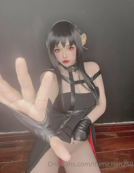 MiMi Chan star naked img