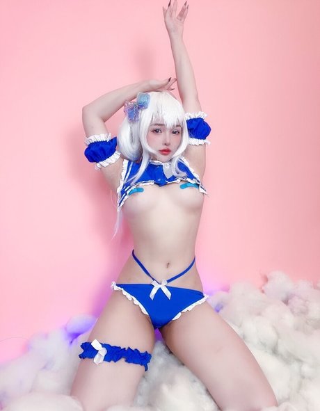 MiMi Chan naked pornstar archive