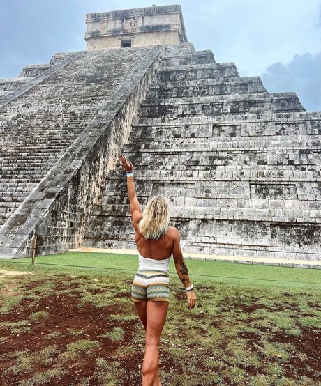 Sol Ruca star hd archive