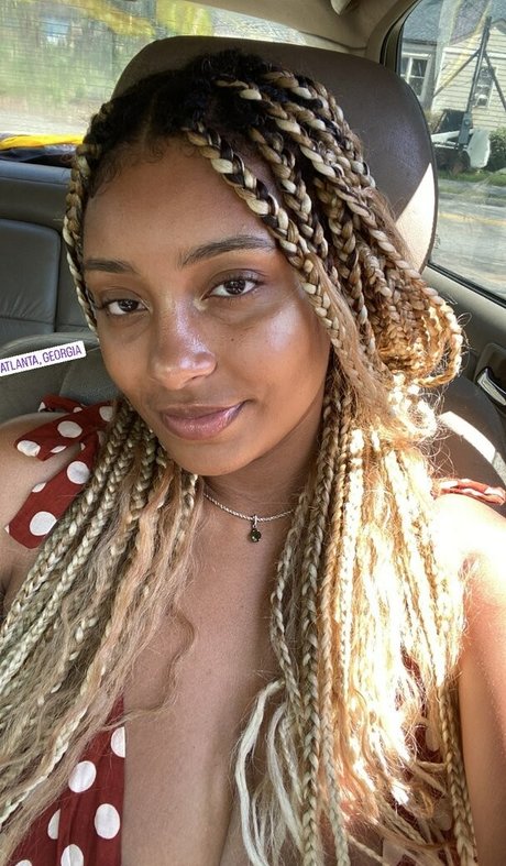 planterriah model high quality photos