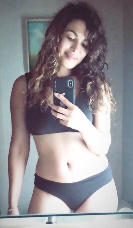 Nadine Velazquez perfect actress pictures