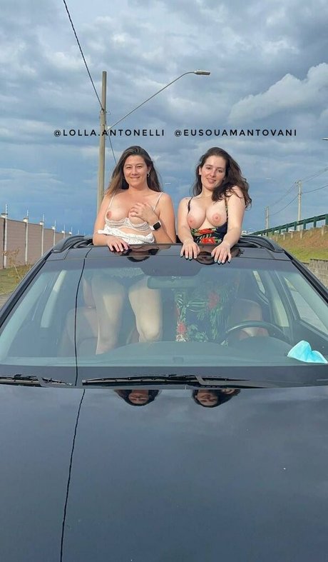 Lolla Antonielli exclusive model images