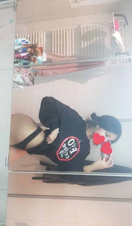 Hanilovesyouu exclusive pornstar archive