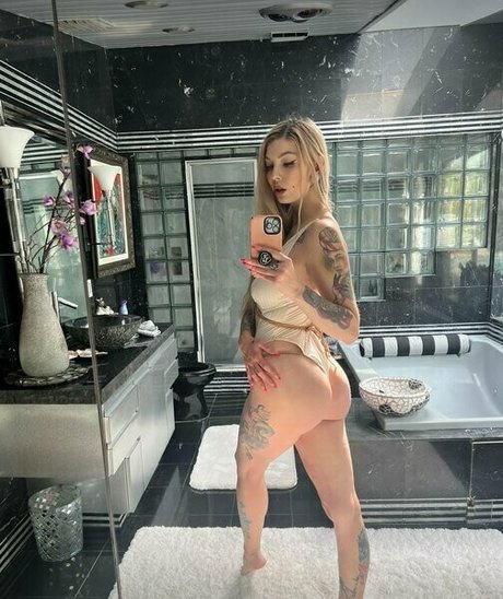 kayleefree model nudes images