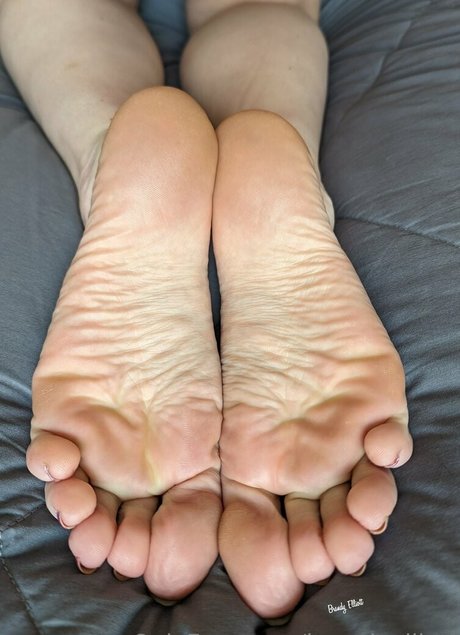 brandyelliott model sexy images