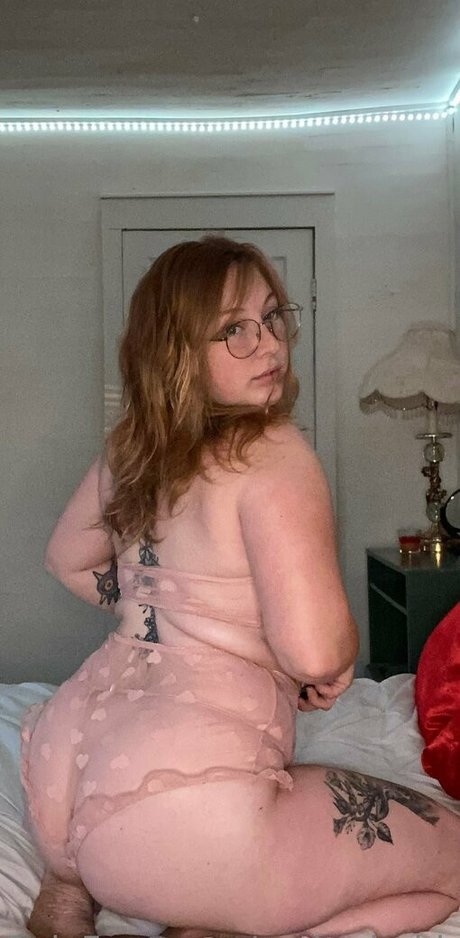 mak chubby pornstar nude img