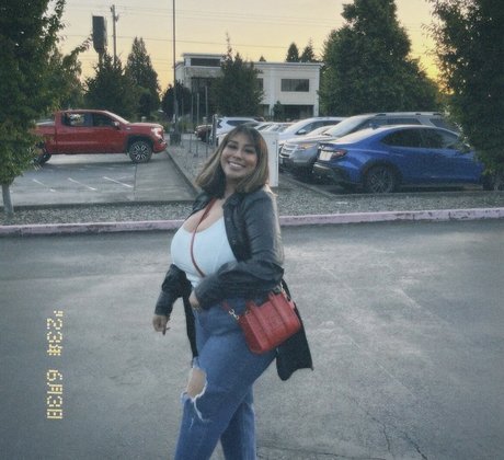 Jazzyliciouss nudes star picture