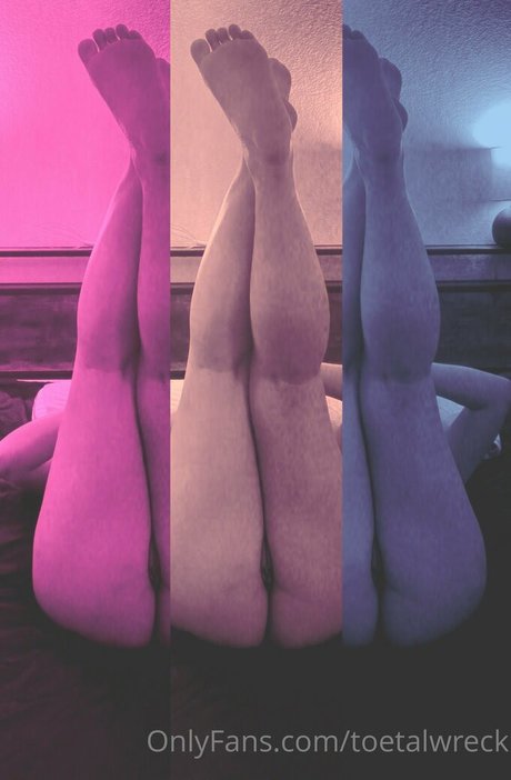 toetalwreck pornstar naked pictures