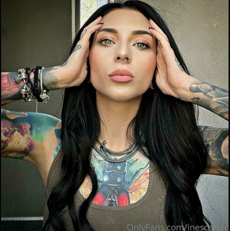 inkedines model naked pics