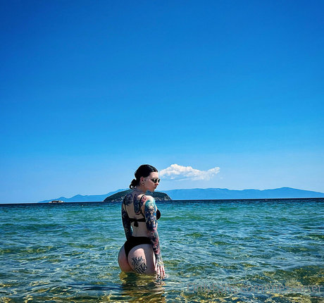 inkedines erotic actress photo