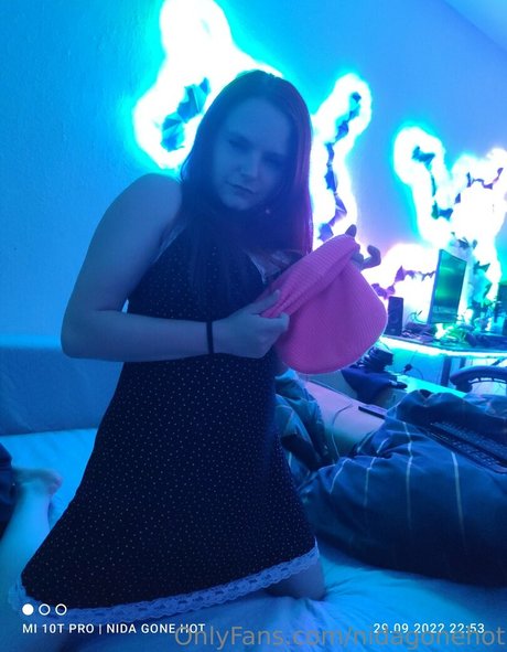 nidagonehot nice star image