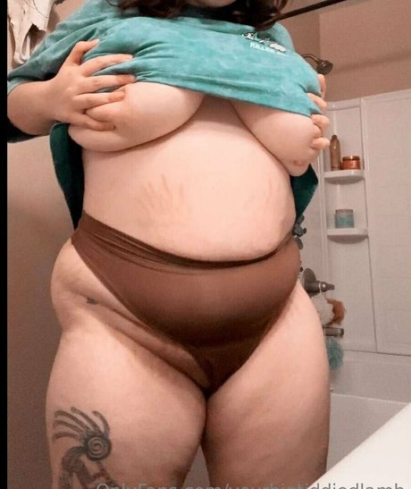 yourbigtiddiedlamb pornstar nice photo