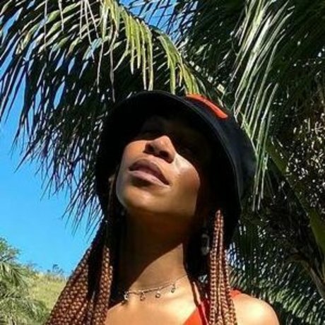 Karol Conka nude actress image