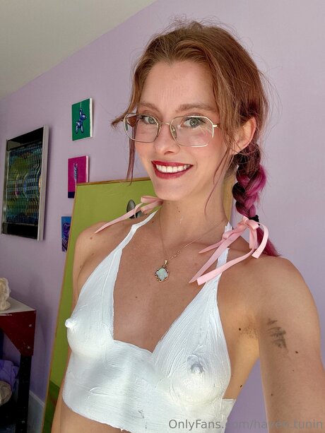 Haven tunin erotic model photo