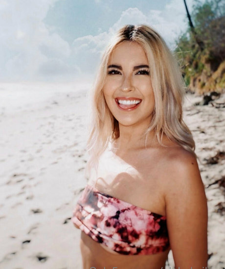 alohakailani pornstar hot pic