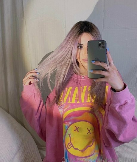 alohakailani pretty actress galleries