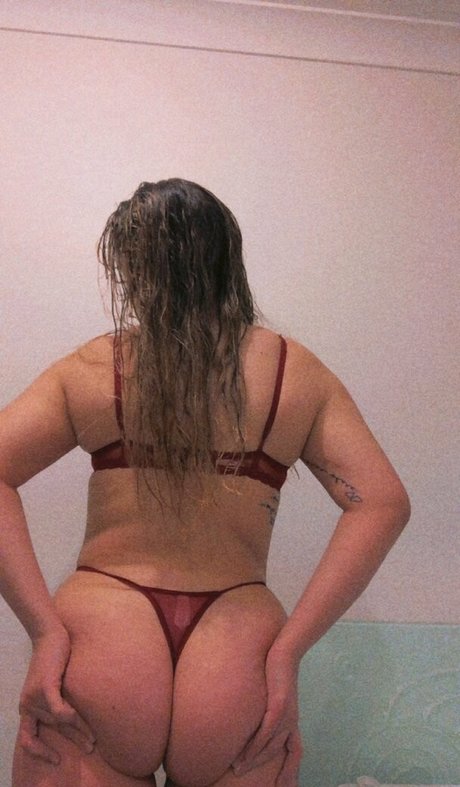 bootyfultee star exclusive photo