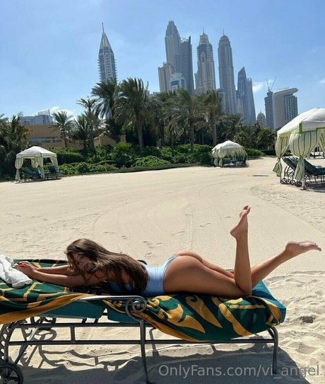 vi angel erotic actress pictures