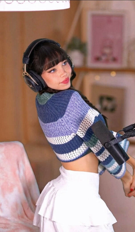 lydiaviolet naked pornstar photos