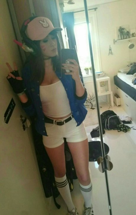 elina twich star free img