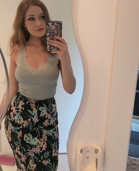 pussy wet onlyfans beautiful naked gallery