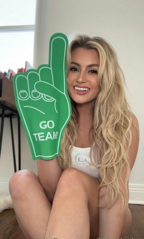 bitesbabe top model pic