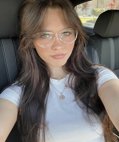 Emma Marie pornstar erotic picture