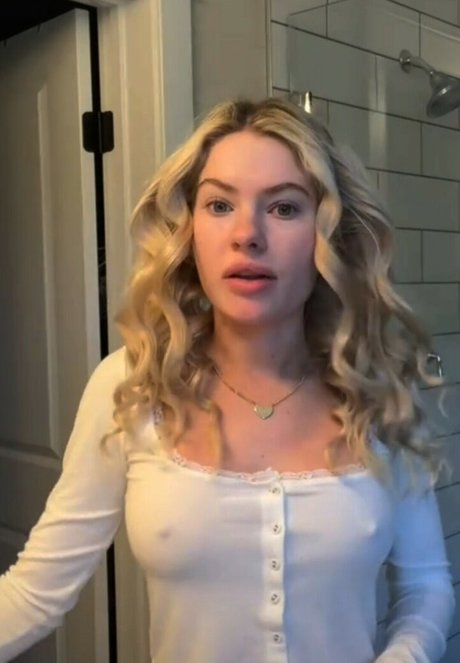 Claudia Walsh pornstar erotic archive