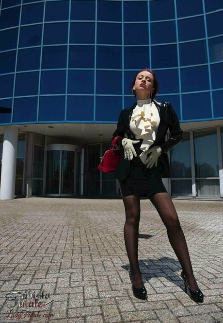 mistresslfatale hot star picture