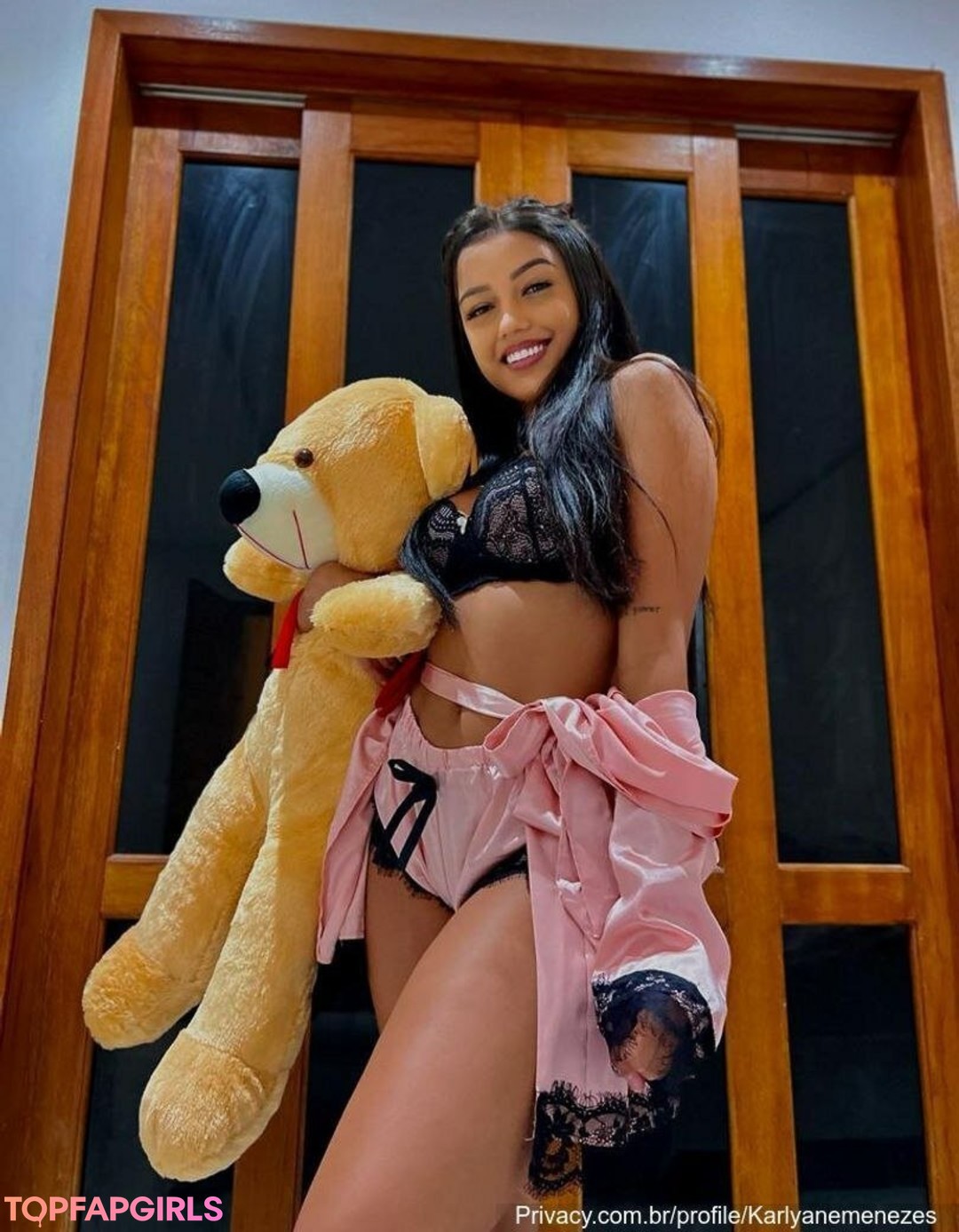 Karlyane Menezes pornographic actress photos