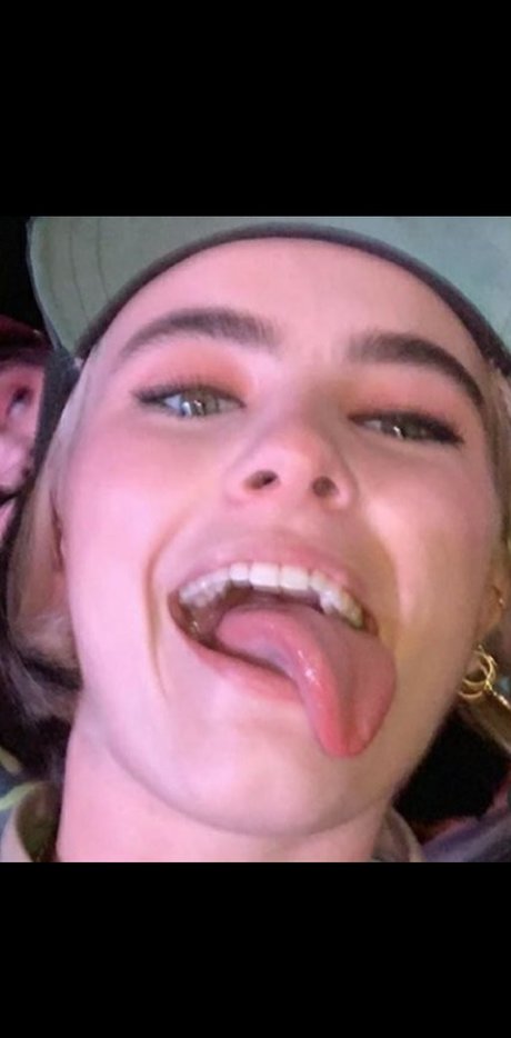 Benee hd actress photos