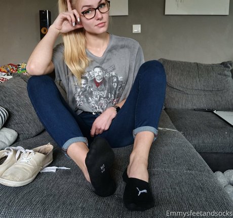 emmyfeetandsocks nudes model pictures