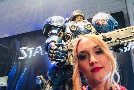 Naomi Kyle hd model pictures