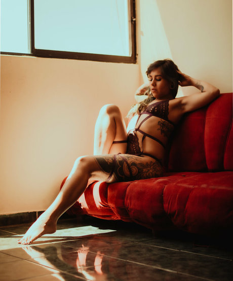 wendysuicideg pornographic model photos