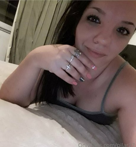 pilar27 model naked gallery