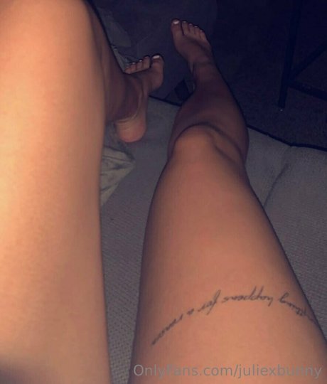 laraa hdr nude pornstar picture