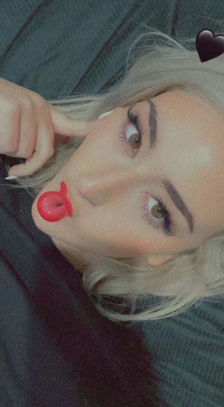 sawina perfect pornstar pictures