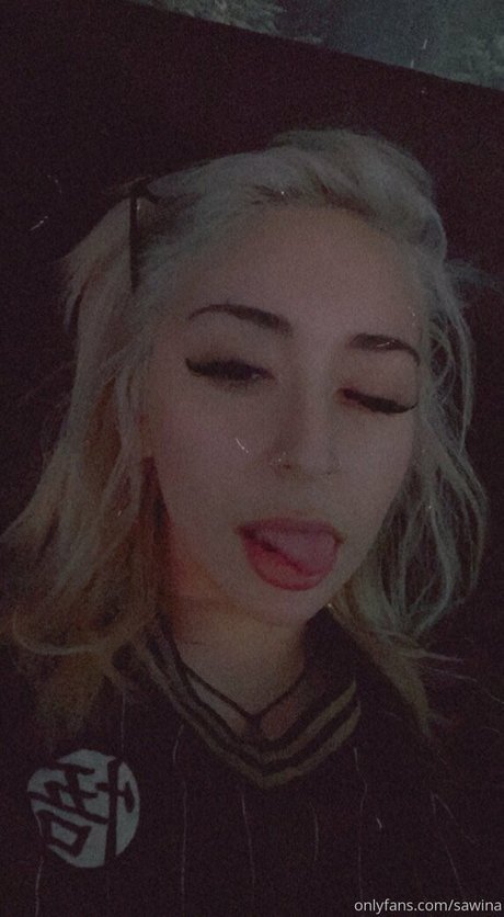 sawina model adult photos