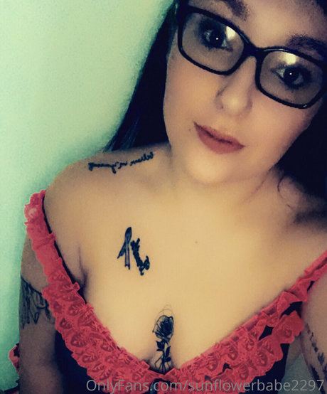 sunflowerbabe2297 hd pornstar galleries